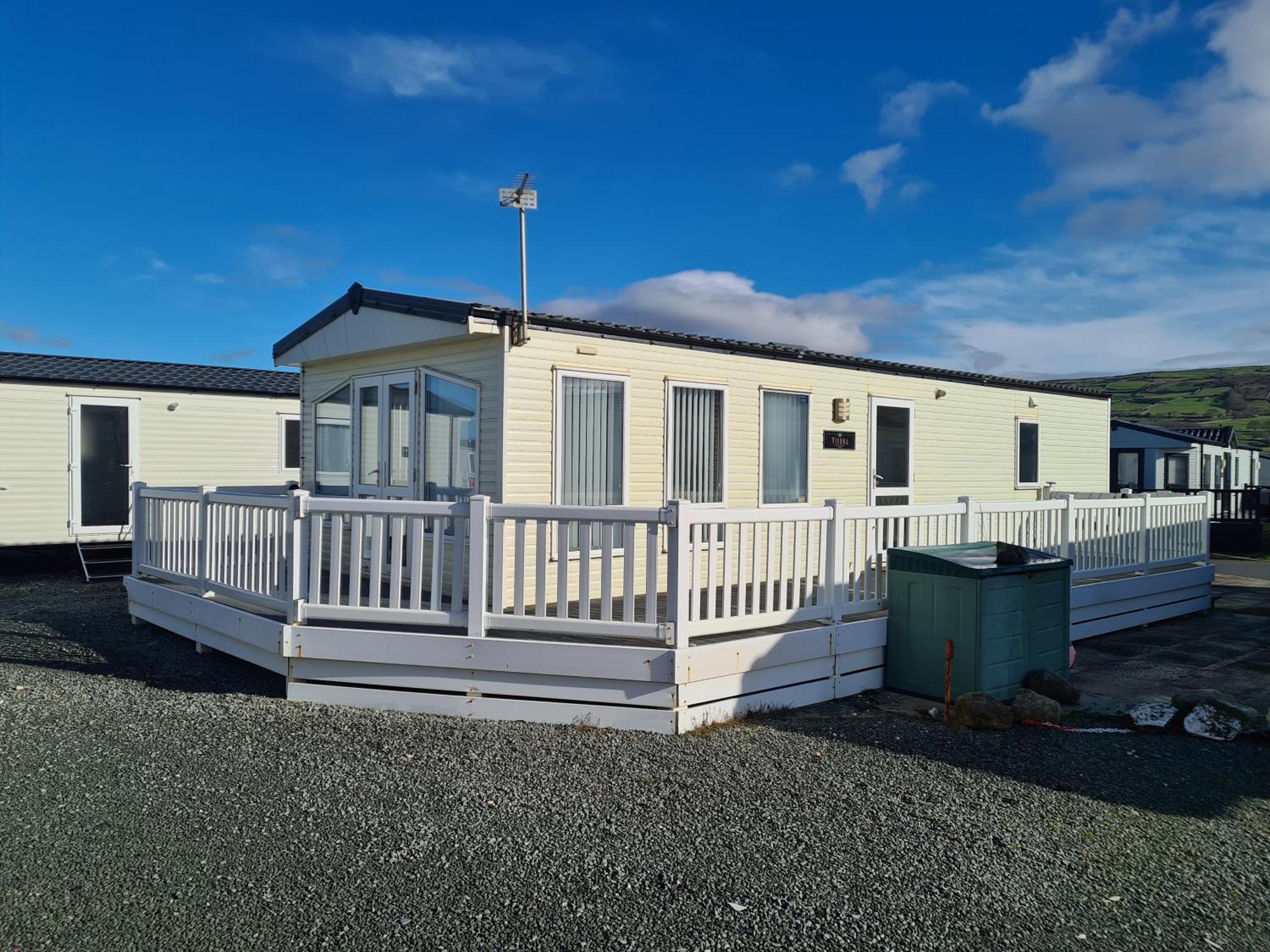 Barmouth Lyons Sunnysands 346 *